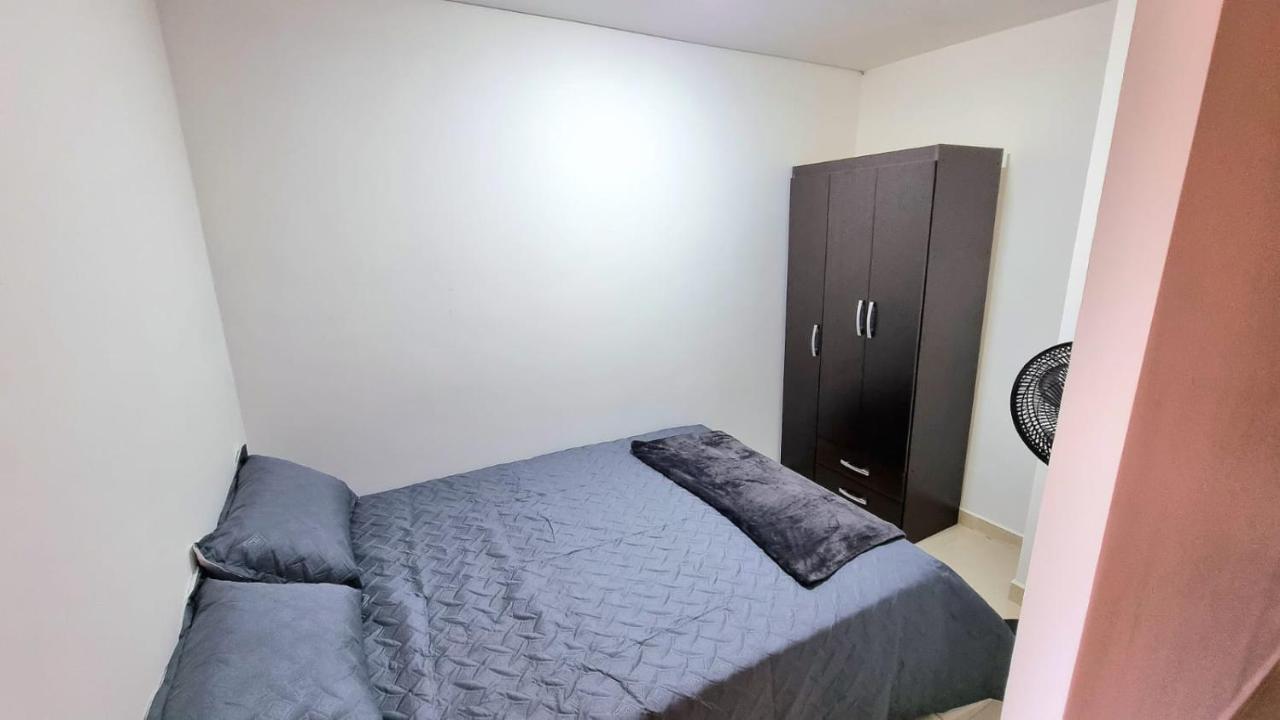 Privados Y Extraordinarios En Apartment *